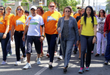 Ministra de la Mujer encabeza marcha por la paz en Bonao
