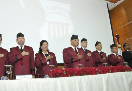 Concejo de Regidores de Bonao declara “visitantes distinguidos y honorables” a jueces del Tribunal Constitucional