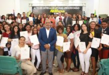 Senador Félix Nova entrega 538 becas para estudios superiores en la UNAD