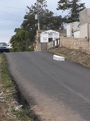 Dejan abandonado en Santiago otro ataúd con el cuerpo de un hombre que murió de Coronavirus