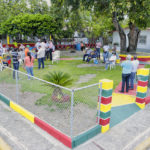 Regidor Javier Liz entrega remozado parquecito de la Comunidad Simón Bolívar de Bonao