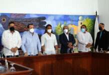 Presidente Abinader entrega RD$20 millones para la adquisición de camiones al Ayuntamiento de Bonao