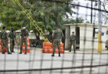 A los reos de La Victoria solo les han dejado el colchón para dormir