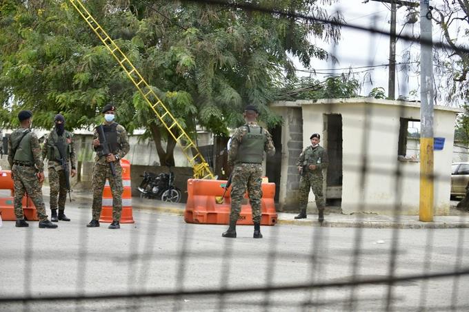 A los reos de La Victoria solo les han dejado el colchón para dormir