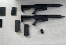 Apresan tres hombres por intentar vendes dos fusiles ilegales