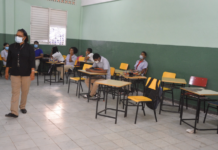 La asistencia de alumnos a las aulas siguió precaria ayer