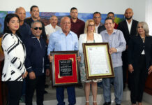 Alcalde Eberto Núñez y Concejo Municipal de Bonao reconocen al locutor Santiago Acevedo García