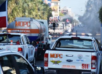 El Gobierno continúa la fumigación en diferentes sectores para combatir el Covid-19