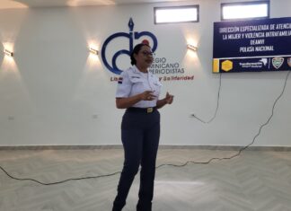 Policías de Bonao reciben capacitación en manejo de emociones y prevención de la violencia