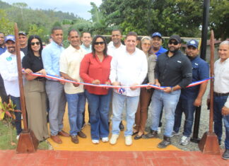 Alcalde Eberto Núñez inaugura parque mixto en la comunidad de Rancho Nuevo de Bonao