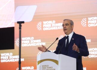 Presidente Abinader presenta a República Dominicana como una de las mejores decisiones de inversión del hemisferio en Congreso Mundial de Zonas Francas