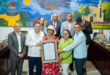 Alcalde Eberto Núñez encabeza la entrega de la Quinta Edición del Premio al Mérito Magisterial 2026