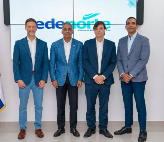 Ministro Joel Santos asume conducción estratégica del sector eléctrico y presidencia del CUED